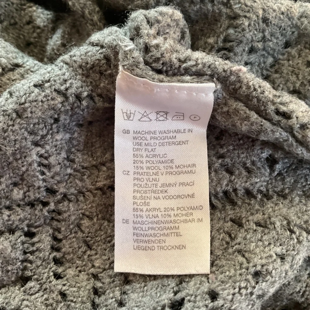 H&M Crochet Style Sweater Gray Size XS - Picture 7 of 9